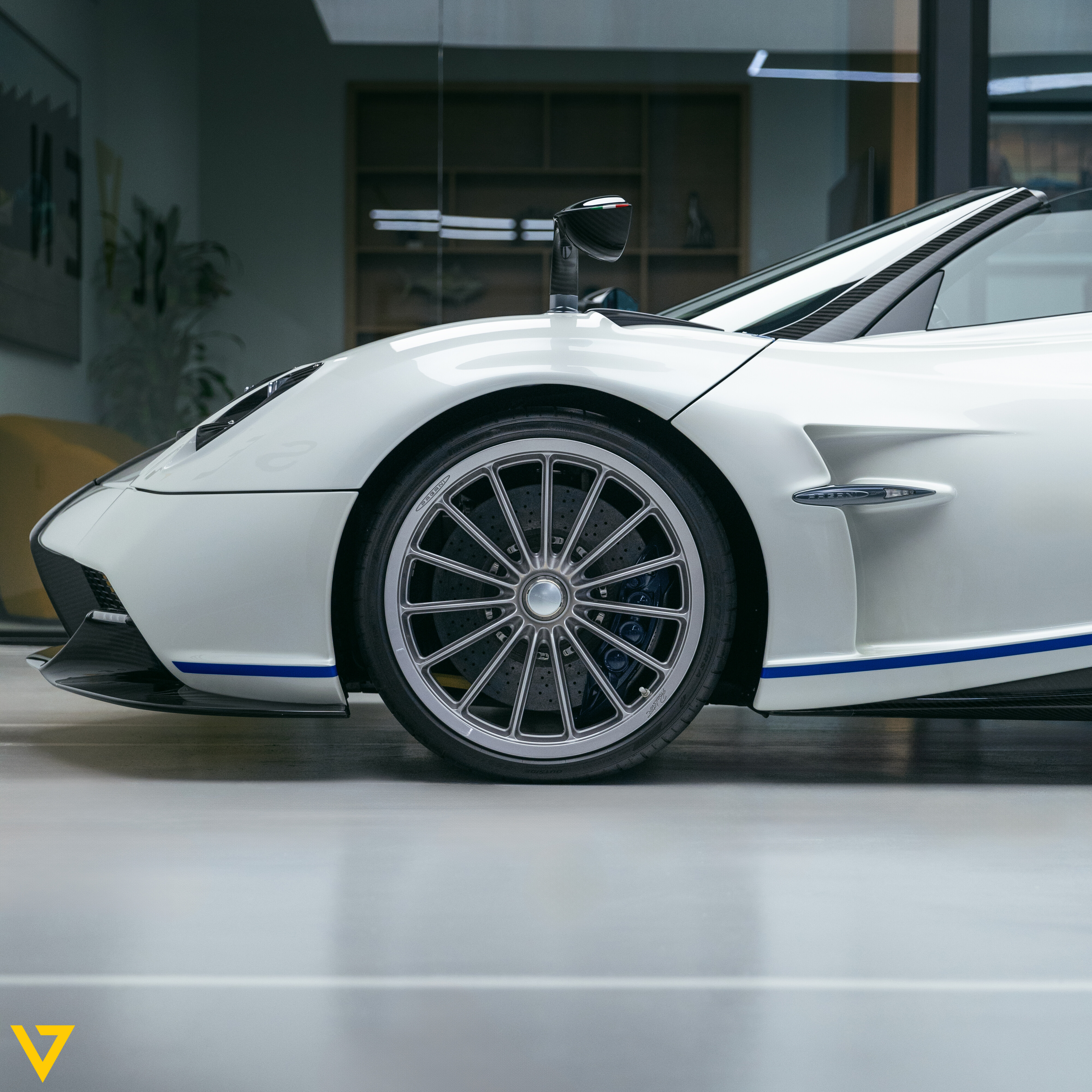 Pagani Huayra Roadster
